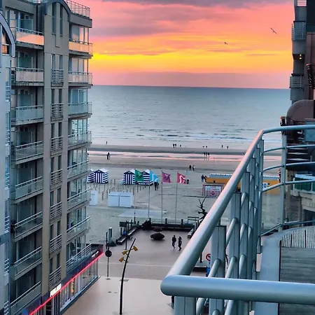 Sea-scape - - Spacieux Très Bien Situé Avec Vue Sur La Panne